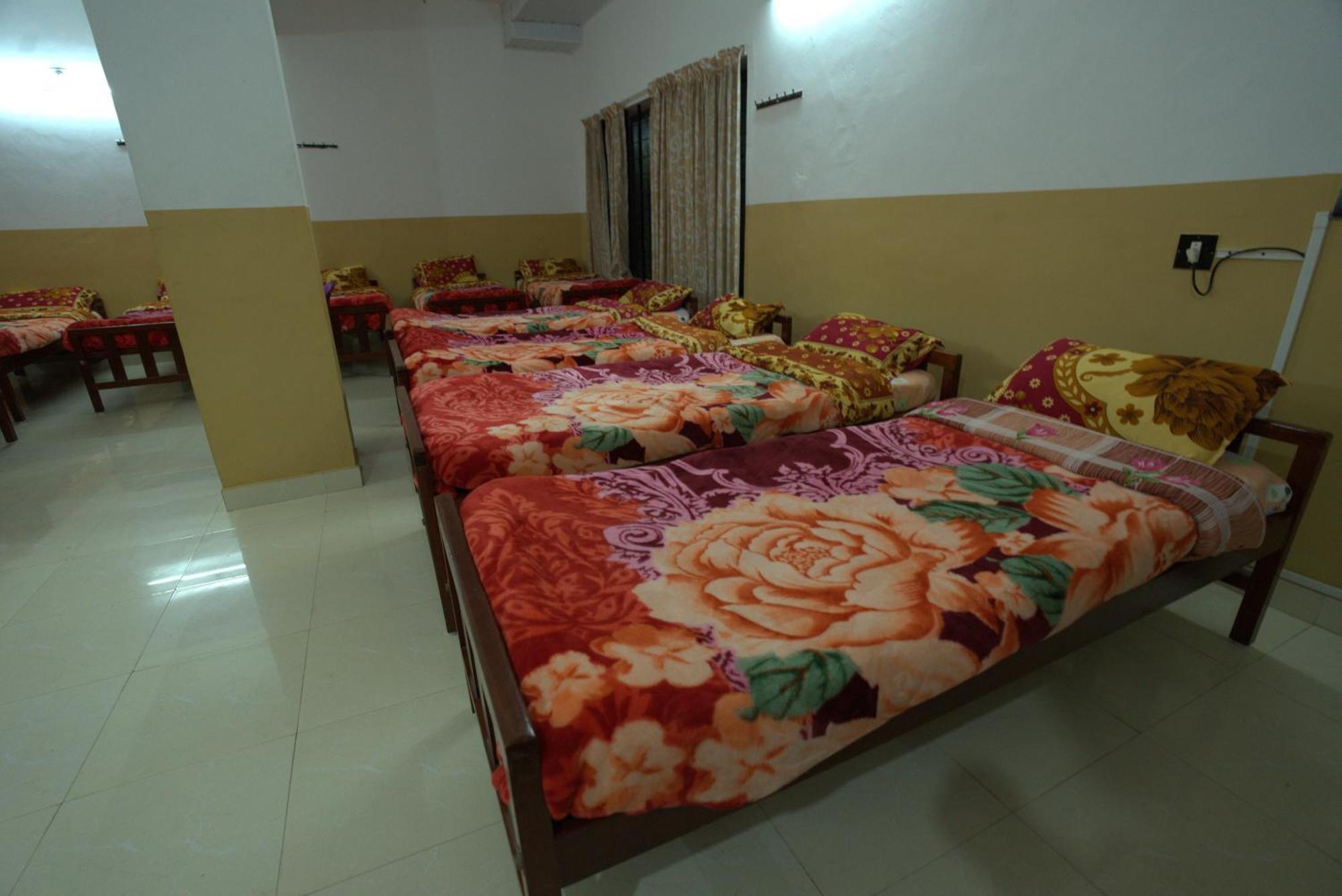 Ac Mist Hotel Munnar Kültér fotó